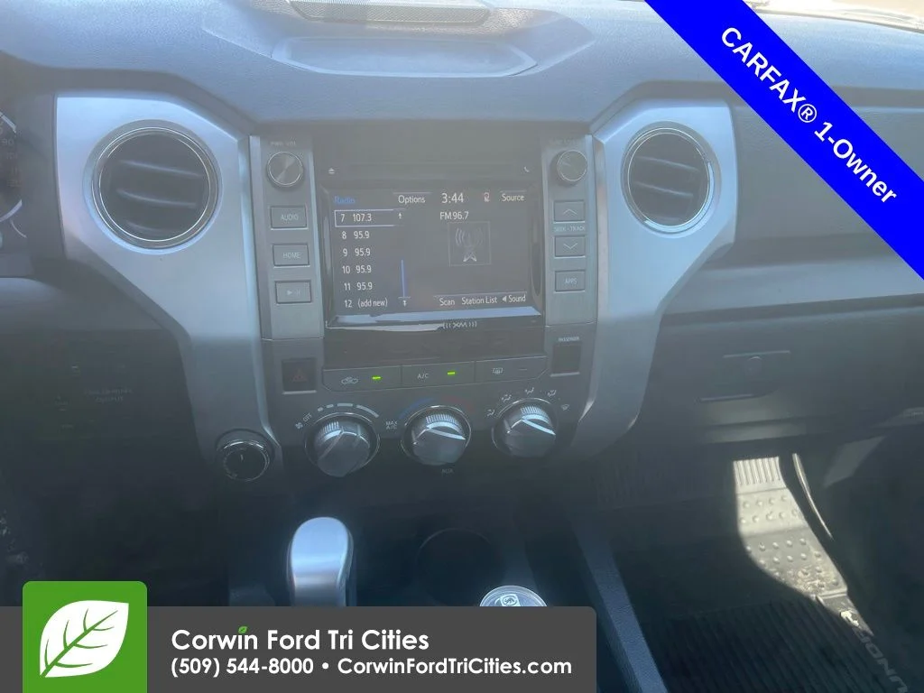 Used 2017 Silver Toyota SR5 image 12