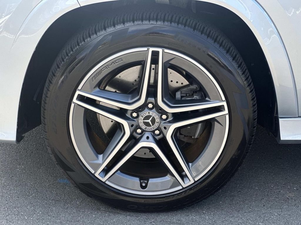 Certified Used 2025 Cirrus Silver Metallic Mercedes-Benz GLS 450 image 9
