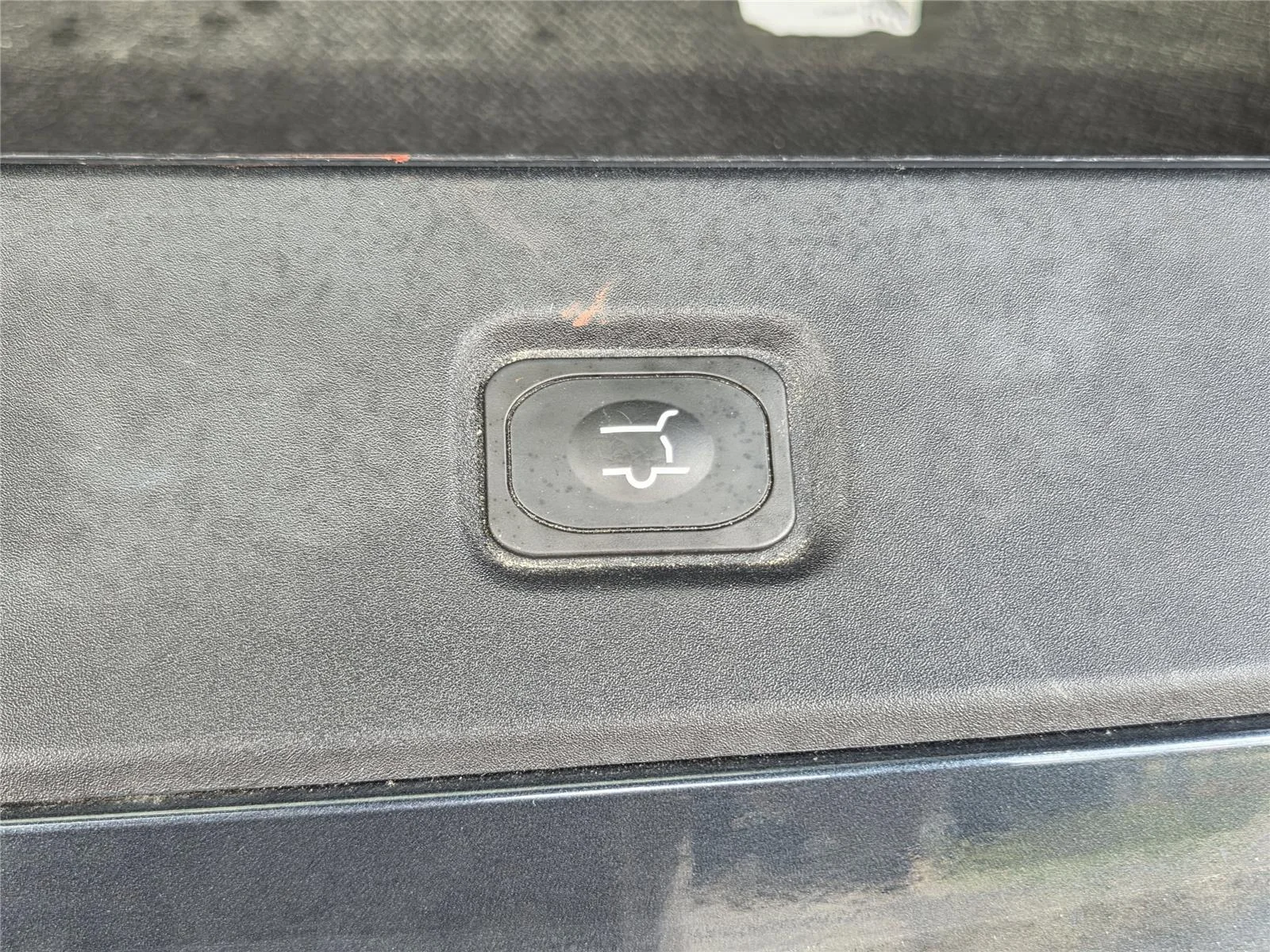 Used 2025 Stone Blue Ford Platinum image 29