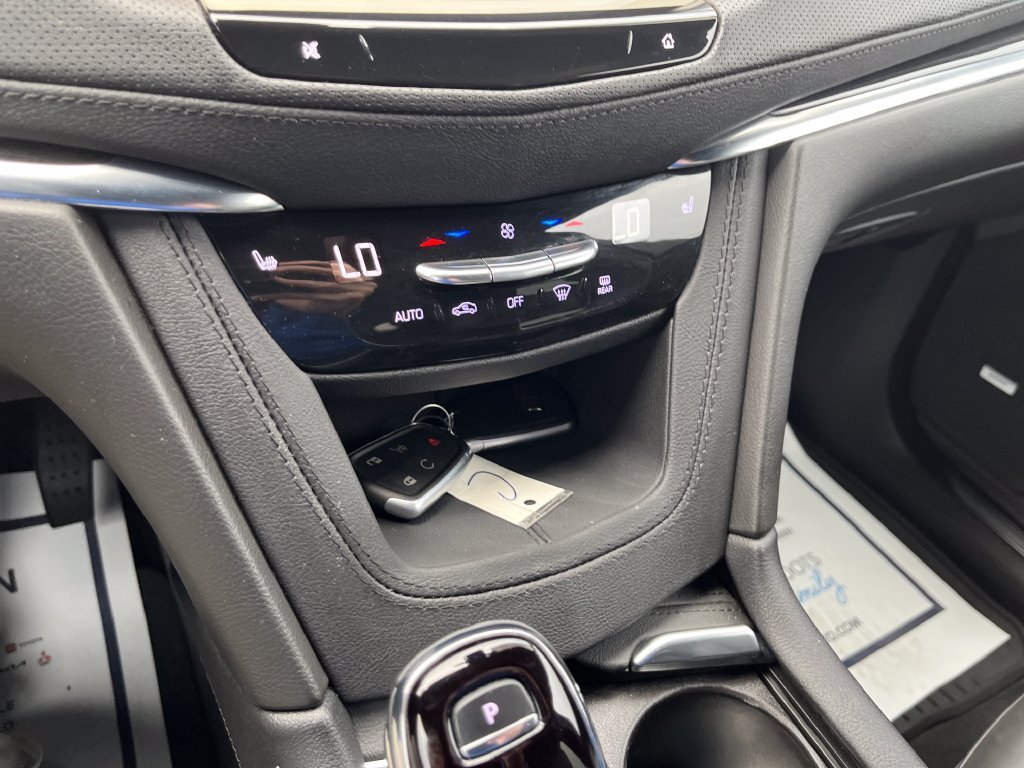 Used 2023 White Cadillac Premium Luxury image 22