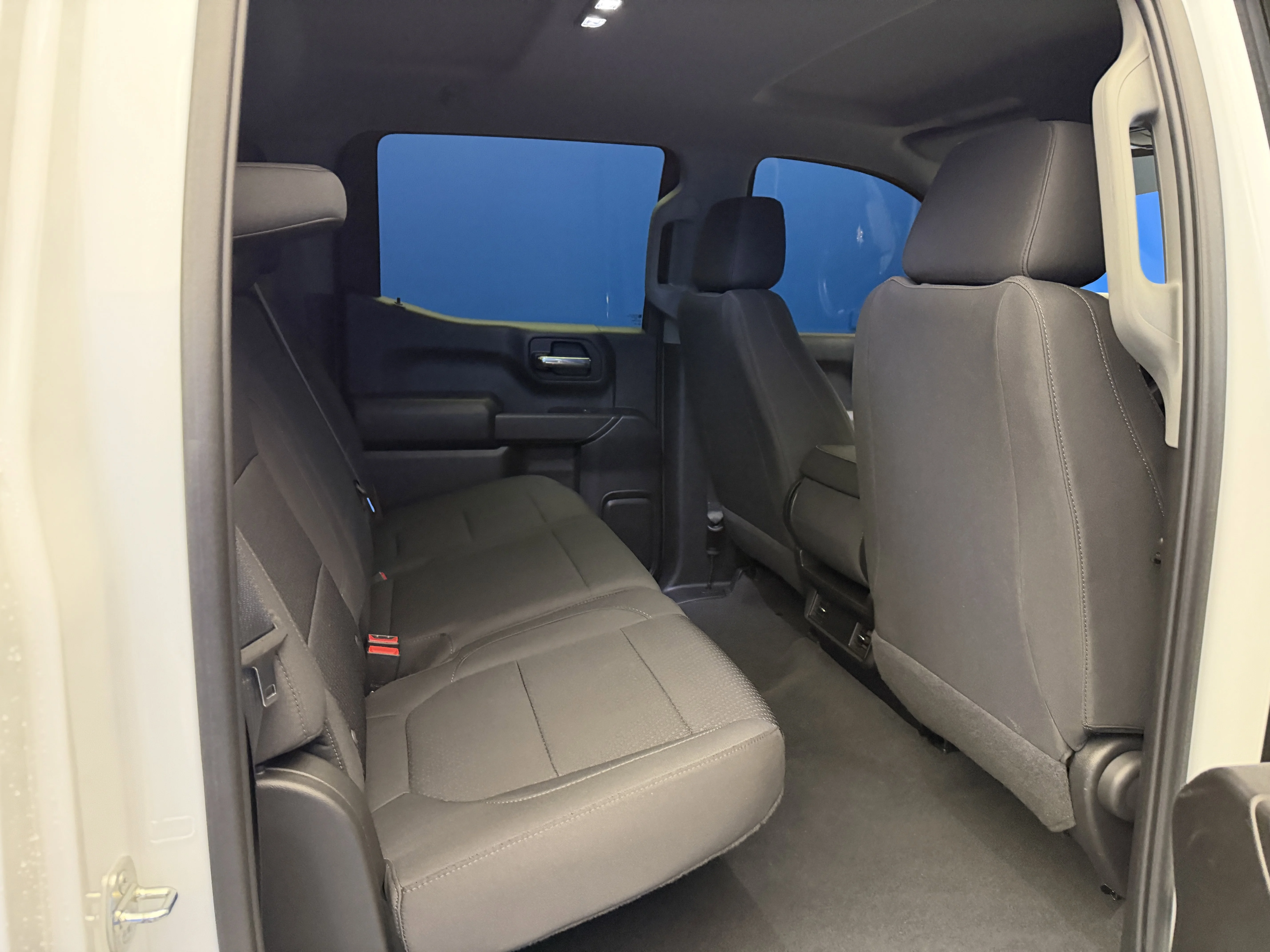 Used 2022 Summit White Chevrolet Custom image 24