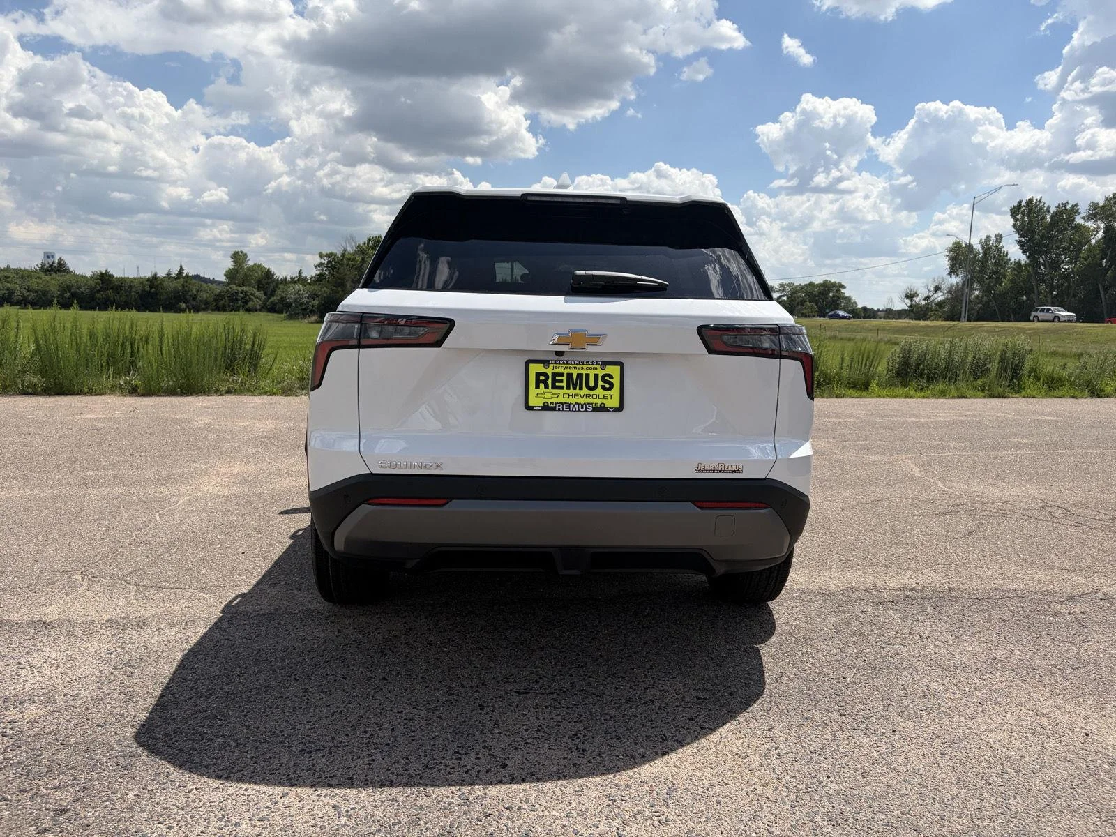 2027 Chevrolet Equinox LT - Photo 6