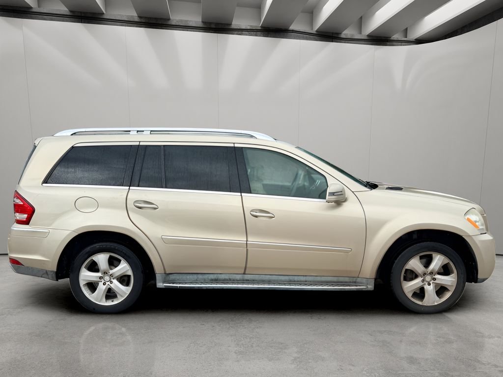 Used 2012 Pearl Beige Metallic Mercedes-Benz GL450 4MATIC® image 4