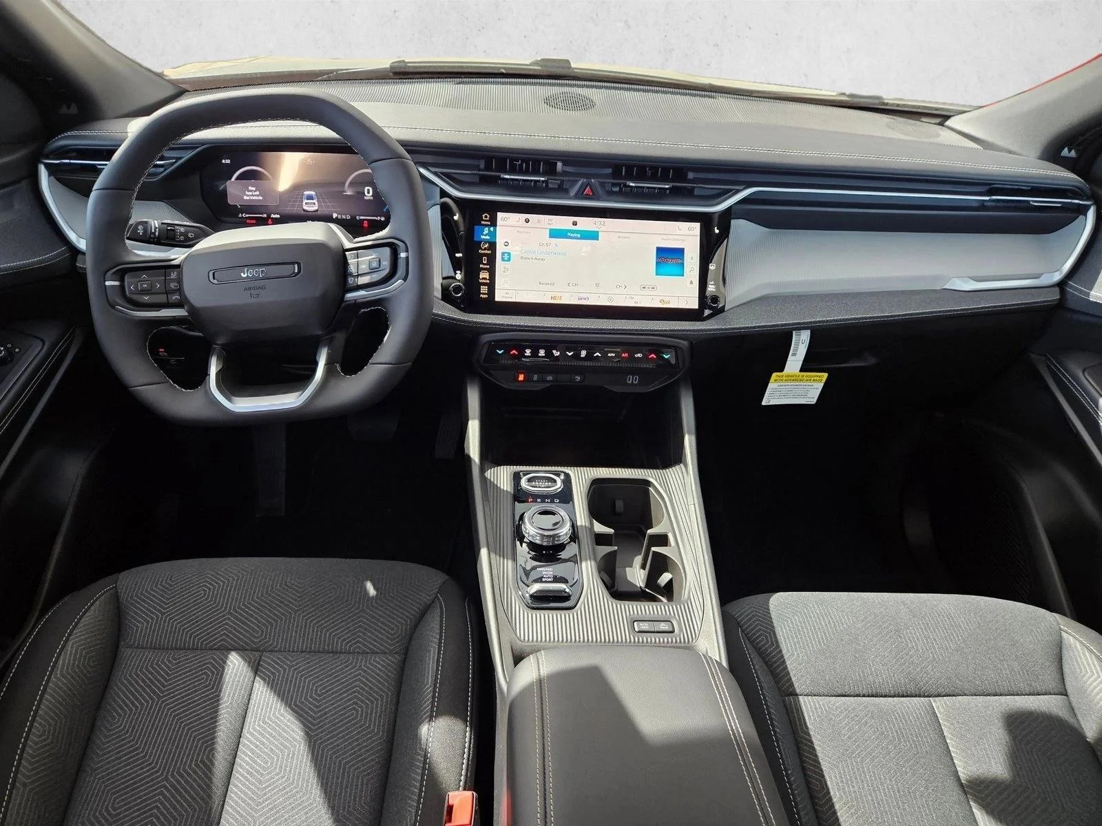 New 2026 Diamond Black Crystal Pearlcoat Jeep Laredo image 29