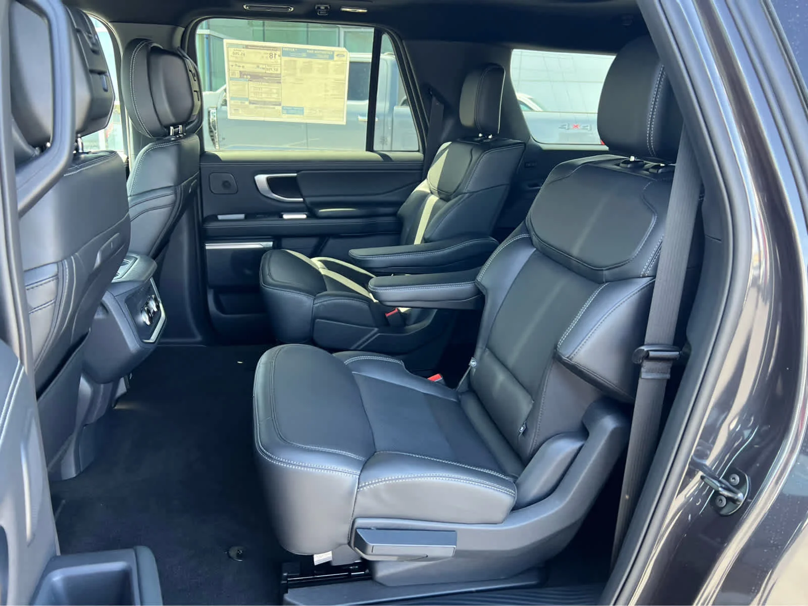 New 2026 Dark Matter Gray Metallic Ford MAX Platinum® image 27