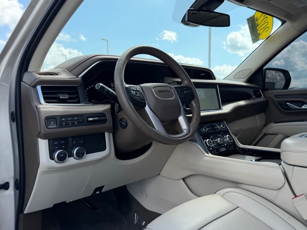Used 2022 Beige GMC Denali image 11