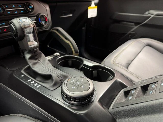 New 2025 Azure Gray Metallic Tri-Coat Ford Badlands® image 19
