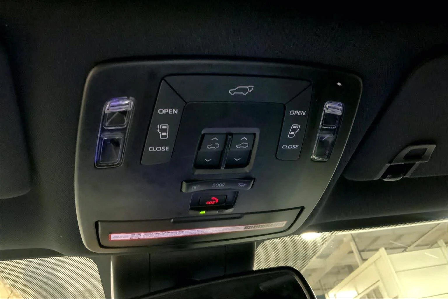 Used 2025 Ice Cap Toyota XSE image 34