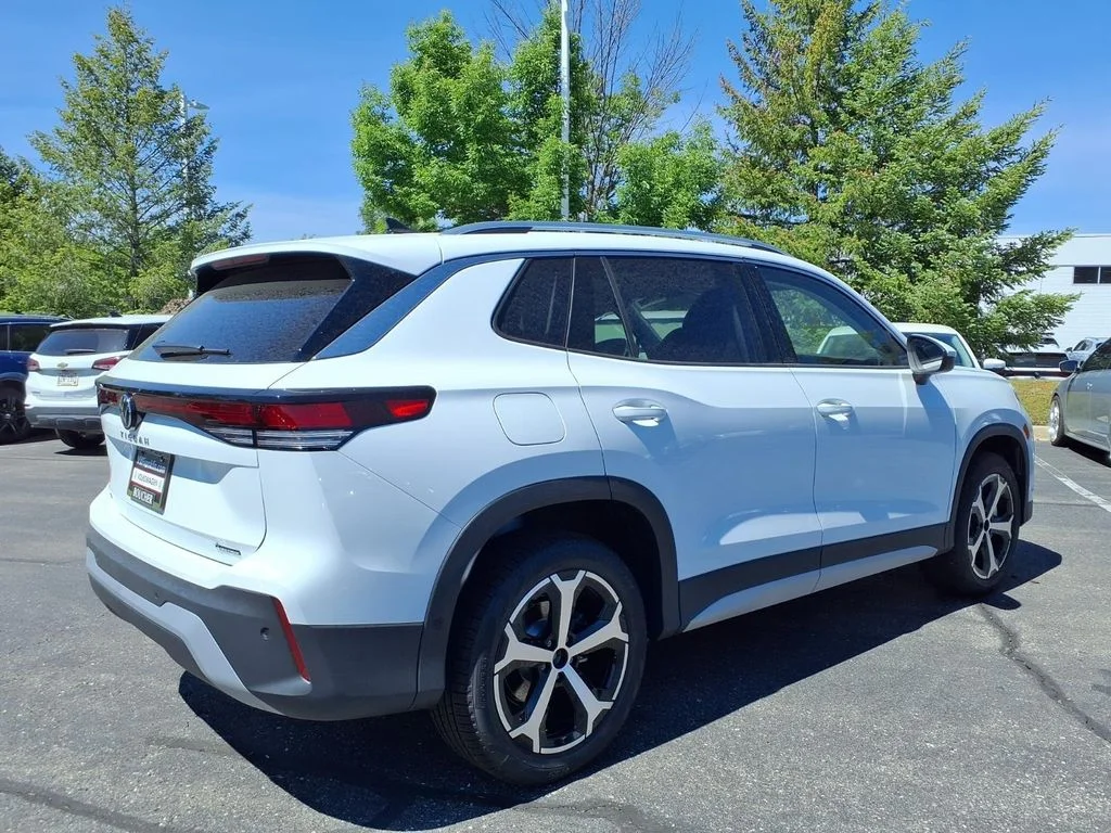 New 2026 Pure White Volkswagen 2.0T SE image 2