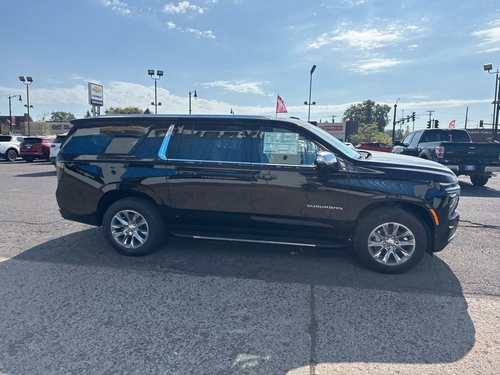 2026 Chevrolet Suburban Premier - Photo 8