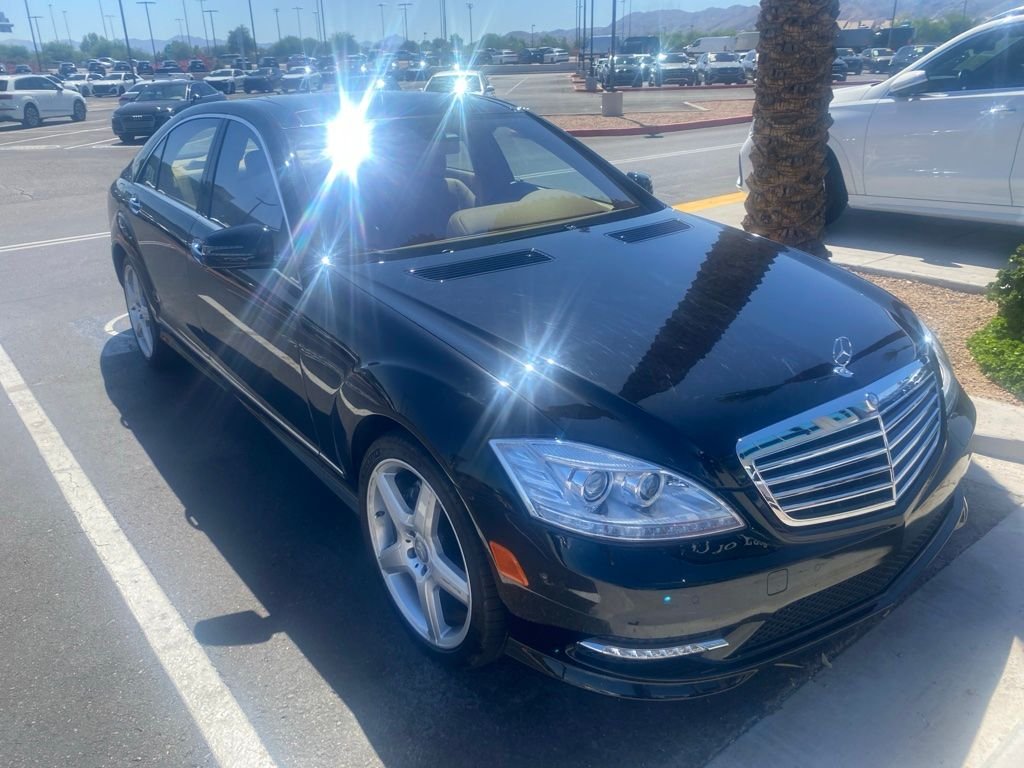 Used 2011 Black Mercedes-Benz S 550 image 3