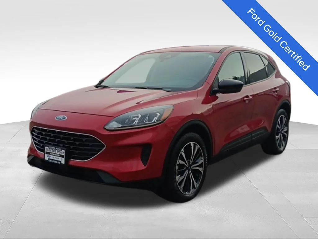 Used 2021 Rapid Red Metallic Tinted Clearcoat Ford SE image 3