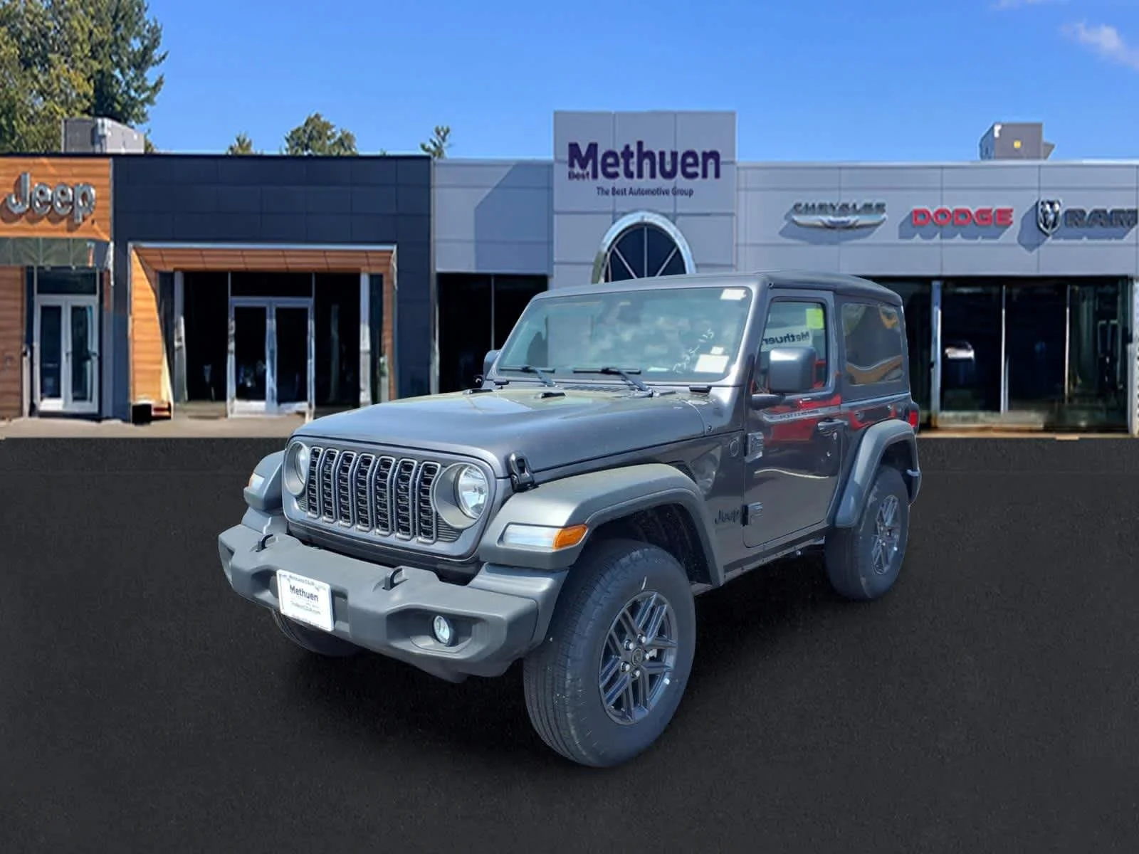 New 2026 Granite Crystal Metallic Clearcoat Jeep Sport S image 2