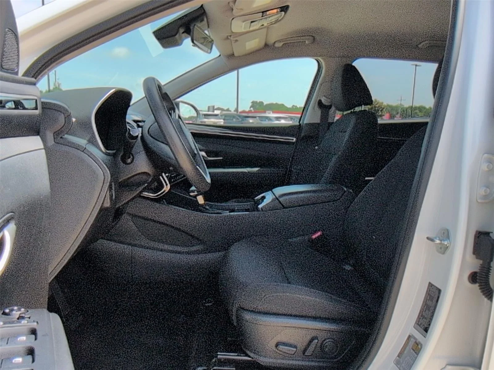 Used 2024 White Pearl Hyundai SEL image 16