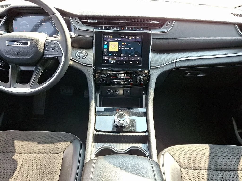 Used 2023 Gray Jeep Altitude 4x4 image 49