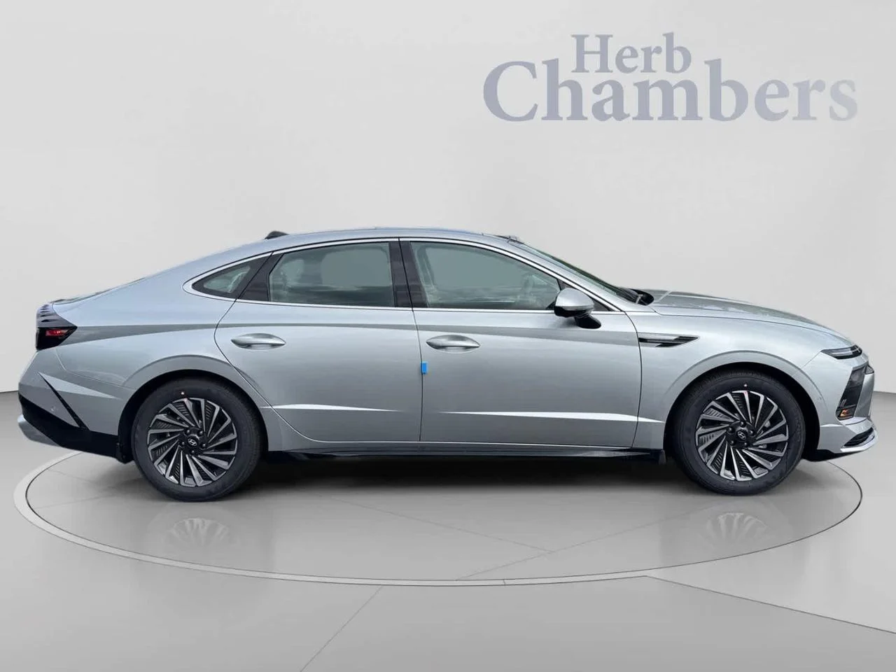 New 2026 Silver Hyundai Limited image 10