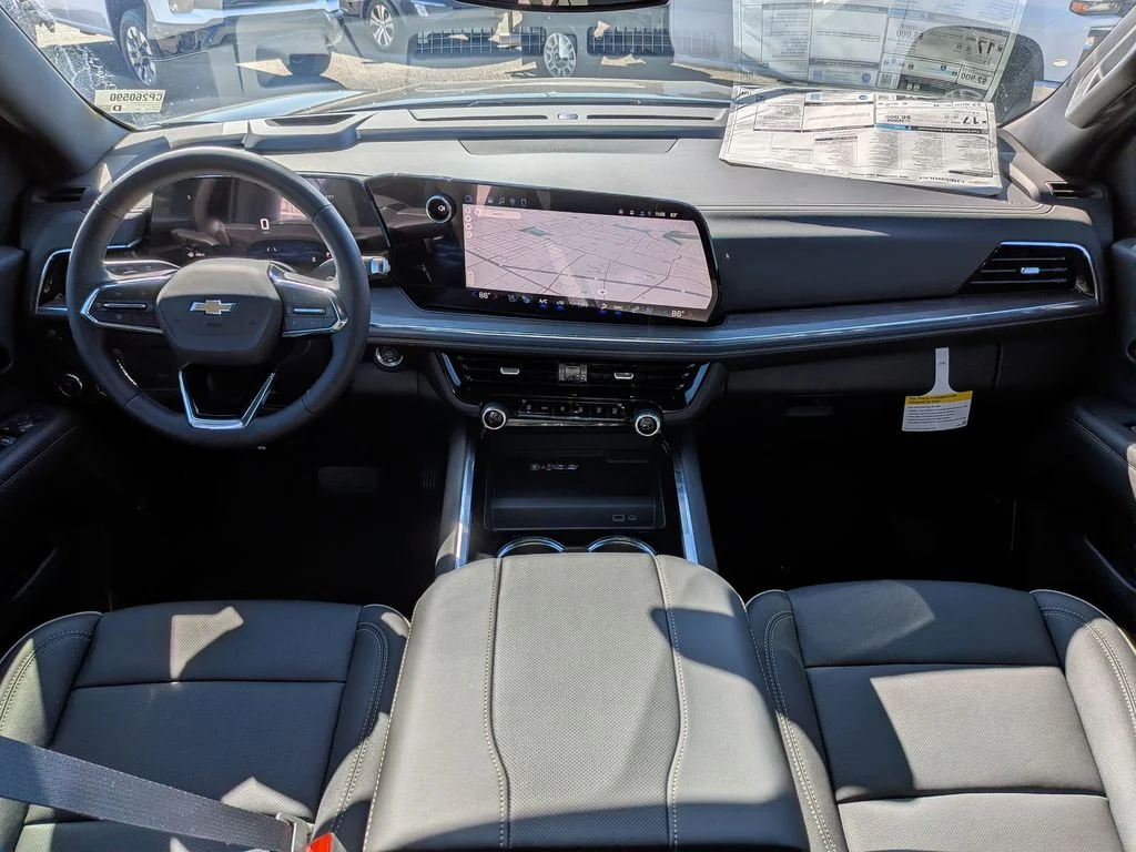 2026 Chevrolet Suburban Premier - Photo 26