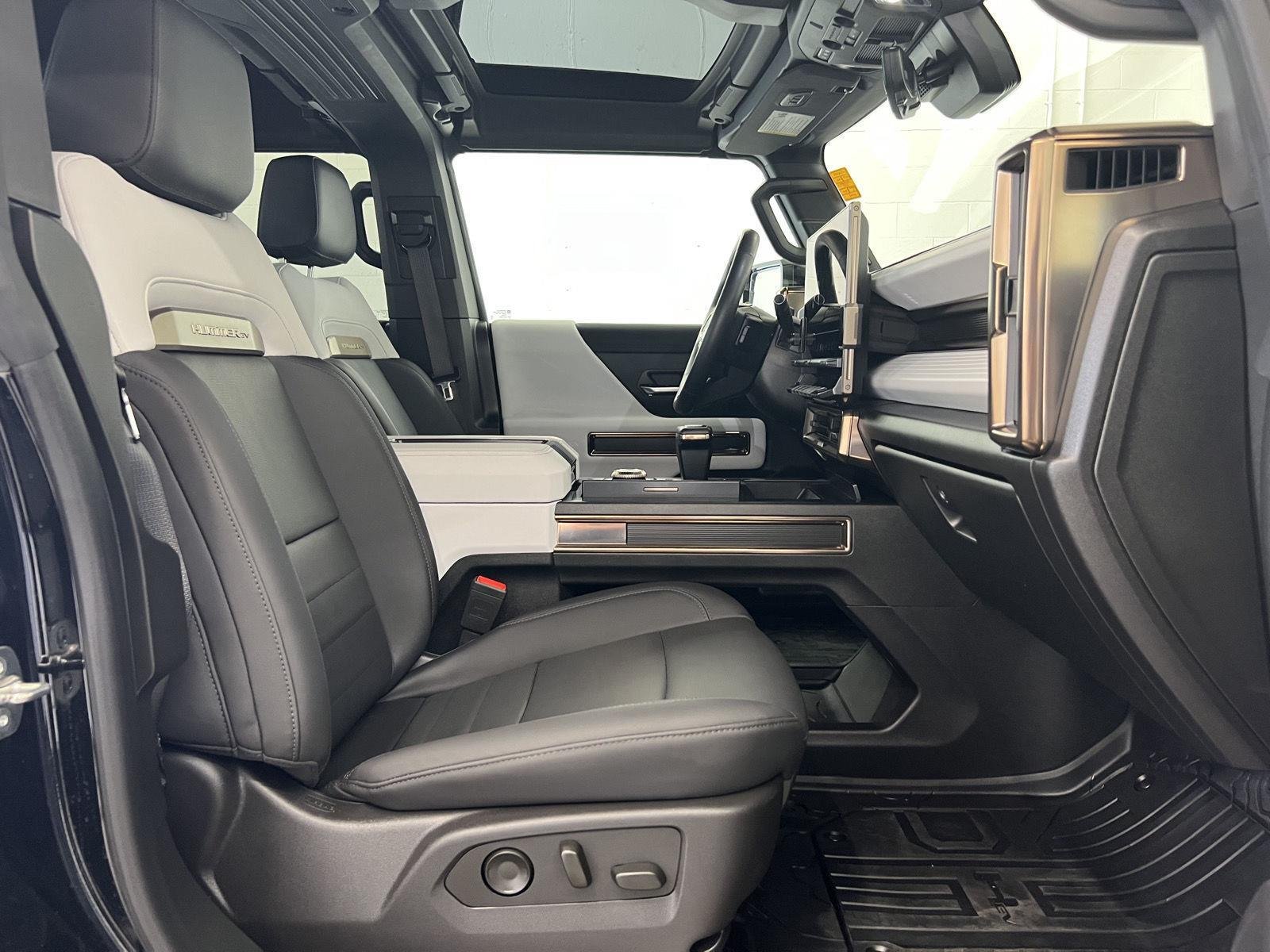 2024 GMC HUMMER EV 2X - Photo 30