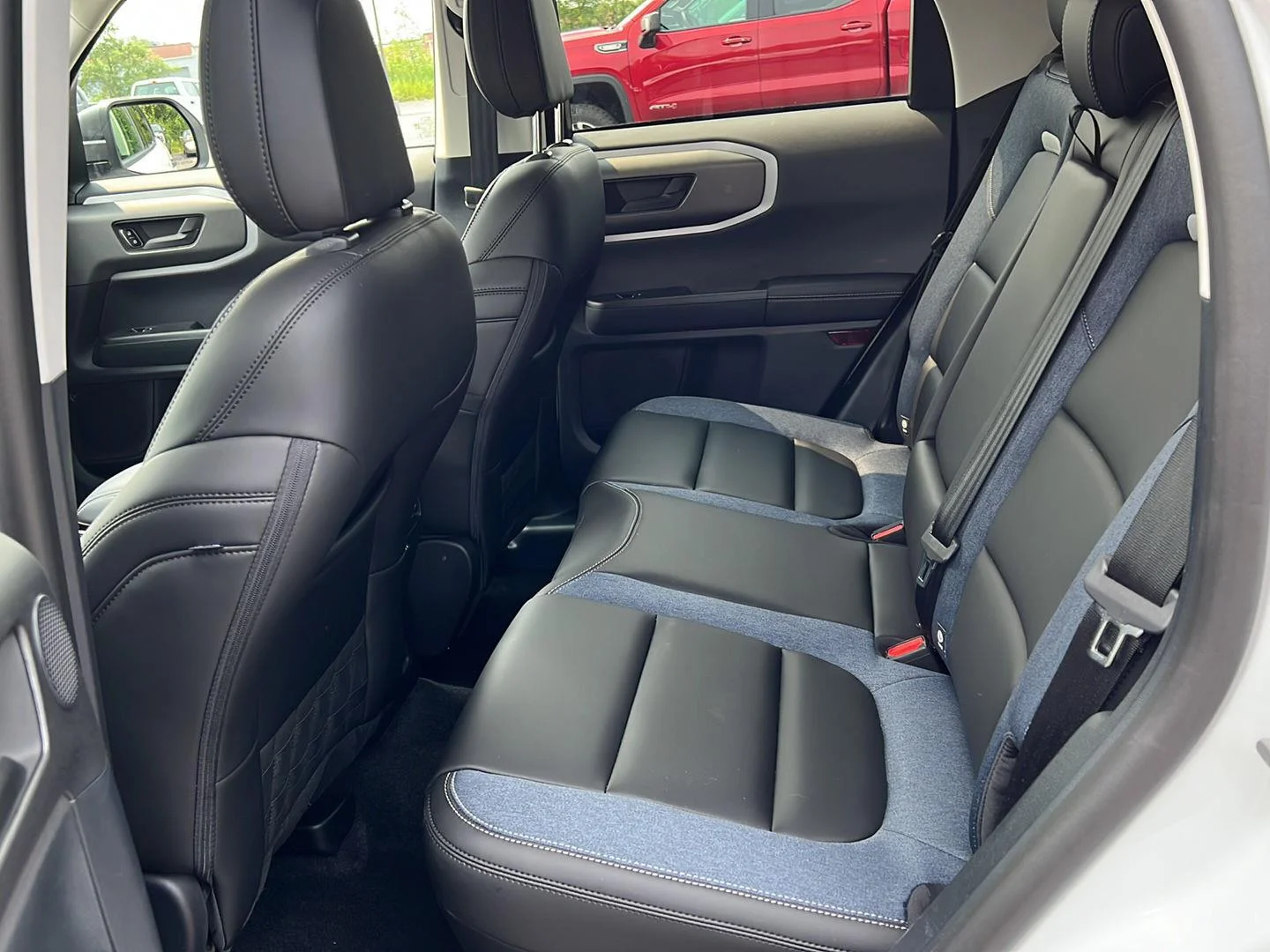 New 2026 Oxford White Ford Outer Banks® image 21
