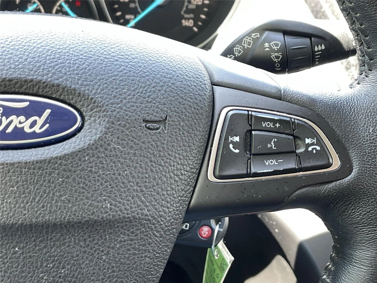 Used 2018 Ruby Red Metallic Tinted Clearcoat Ford SEL image 28