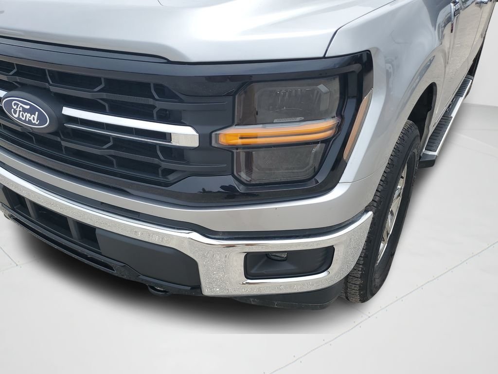 Used 2024 Silver Ford XLT image 25