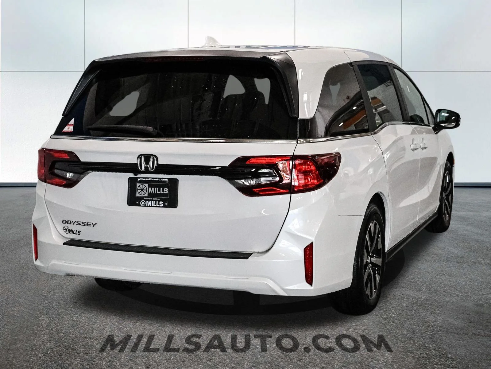 2026 Honda Odyssey EX-L - Photo 7