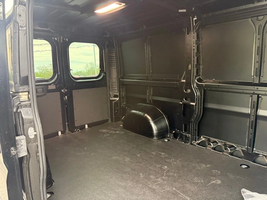 New 2026 Black Clear-Coat Exterior Paint RAM Low Roof image 47
