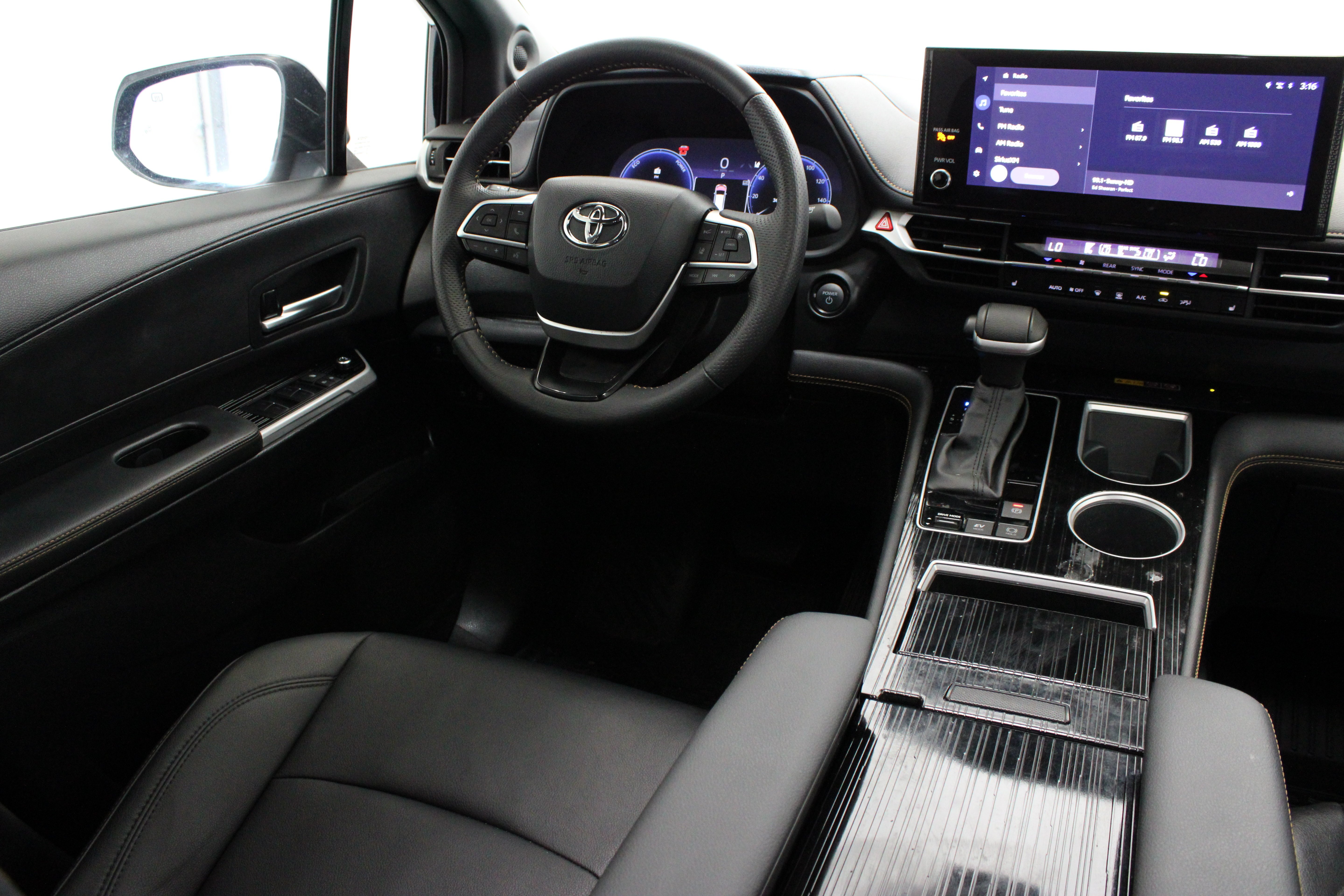 Certified Used 2025 Midnight Black Metallic Toyota Woodland Edition 2.5L/Electric image 32