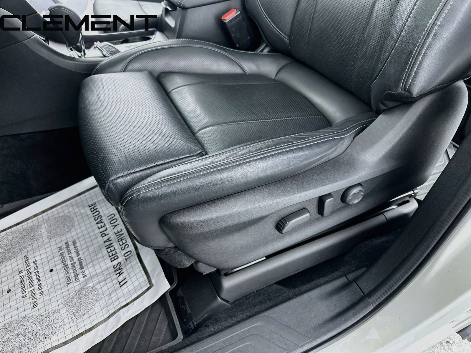 2023 Subaru Ascent Touring - Photo 30