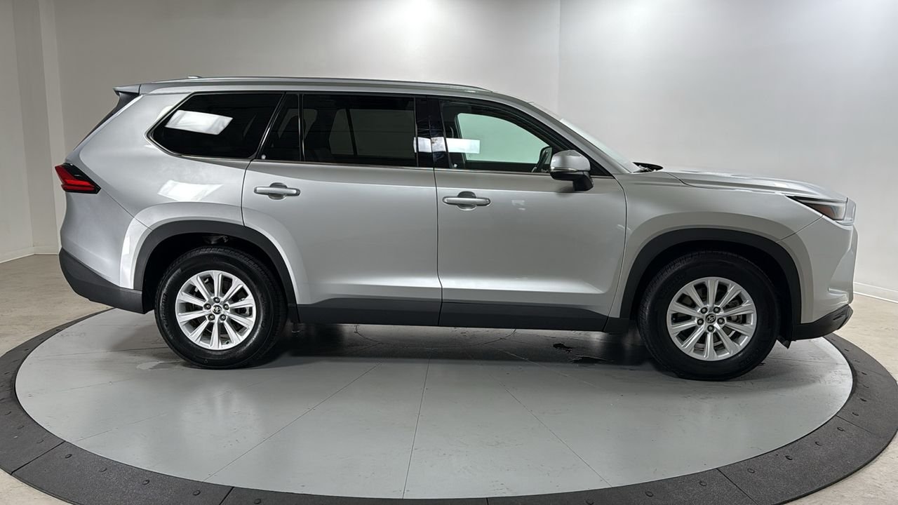 Used 2024 Silver Toyota XLE image 6