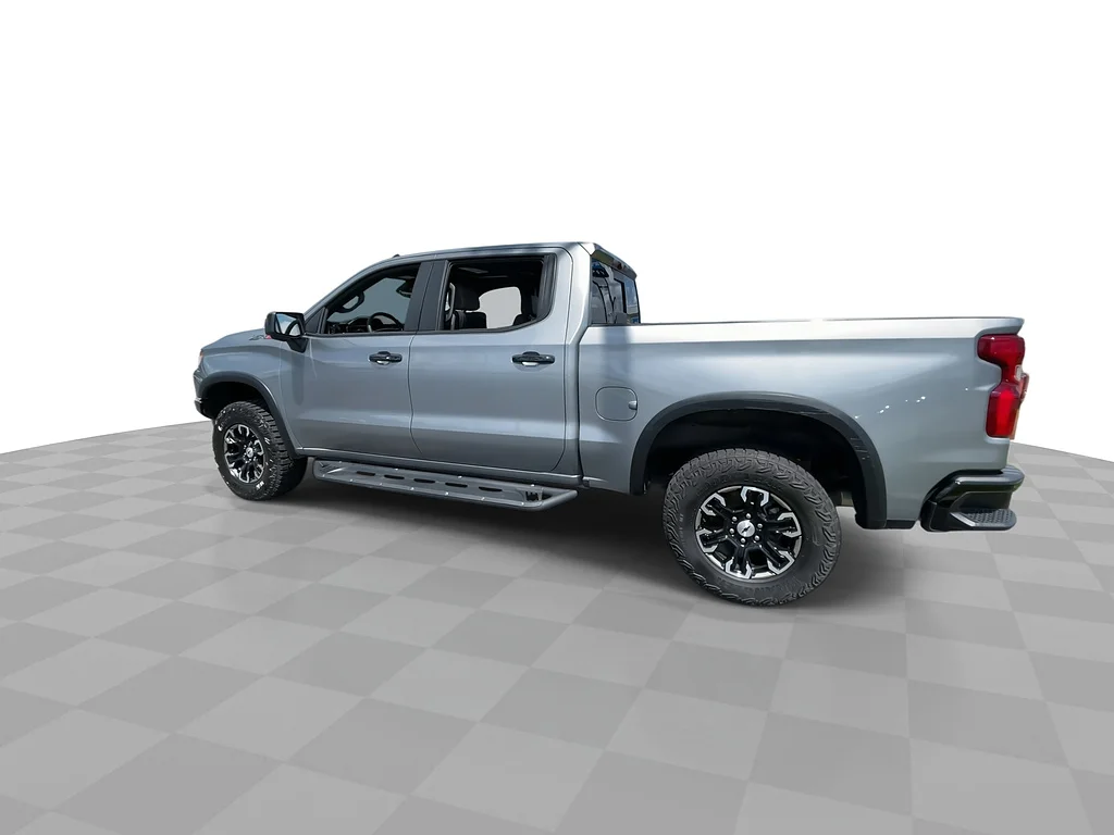 Used 2023 GRAY Chevrolet ZR2 image 7