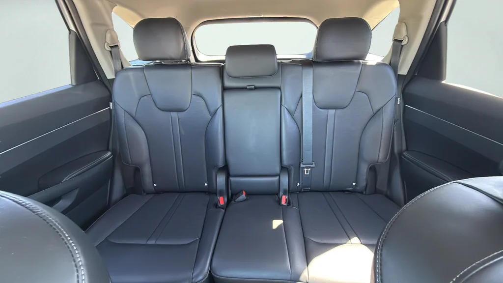 2025 Kia Sorento S - Photo 31