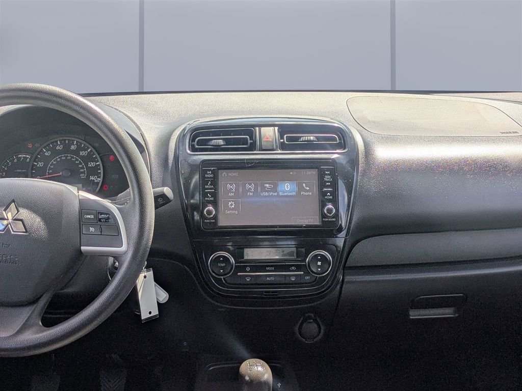 Used 2020 Black Mitsubishi ES image 16