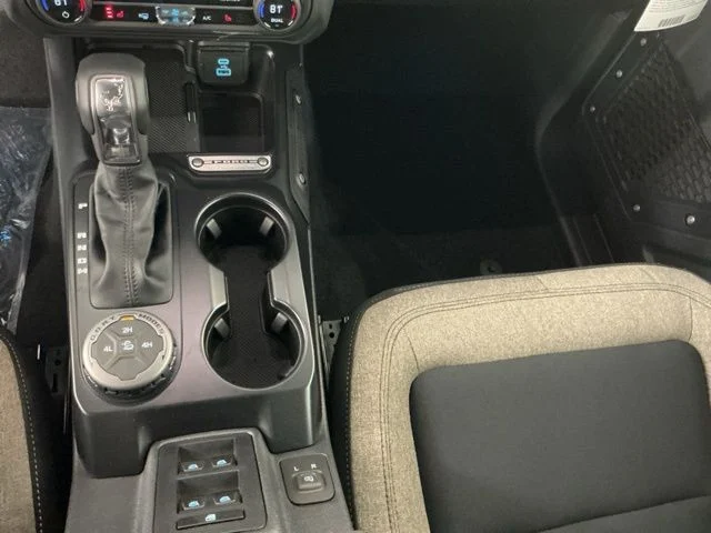 New 2025 Azure Gray Metallic Tri-Coat Ford Big Bend image 19