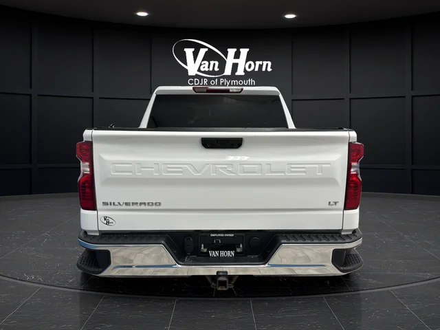 Used 2023 Summit White Chevrolet LT image 4