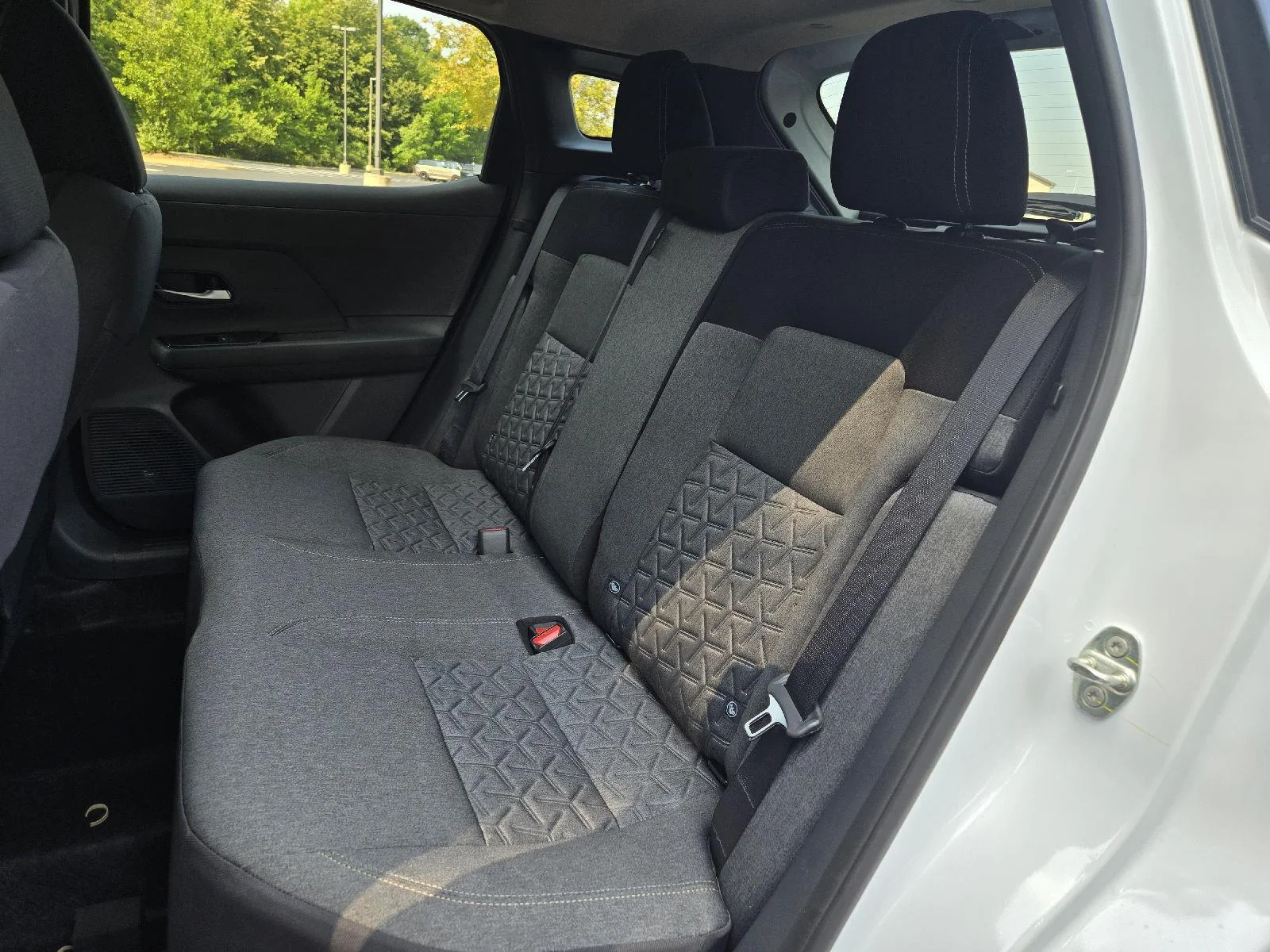 New 2026 Aspen White Tricoat/Super Black Nissan SV image 13
