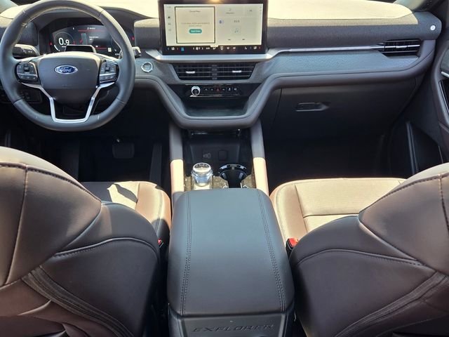 New 2026 Carbonized Gray Metallic Ford Platinum image 14