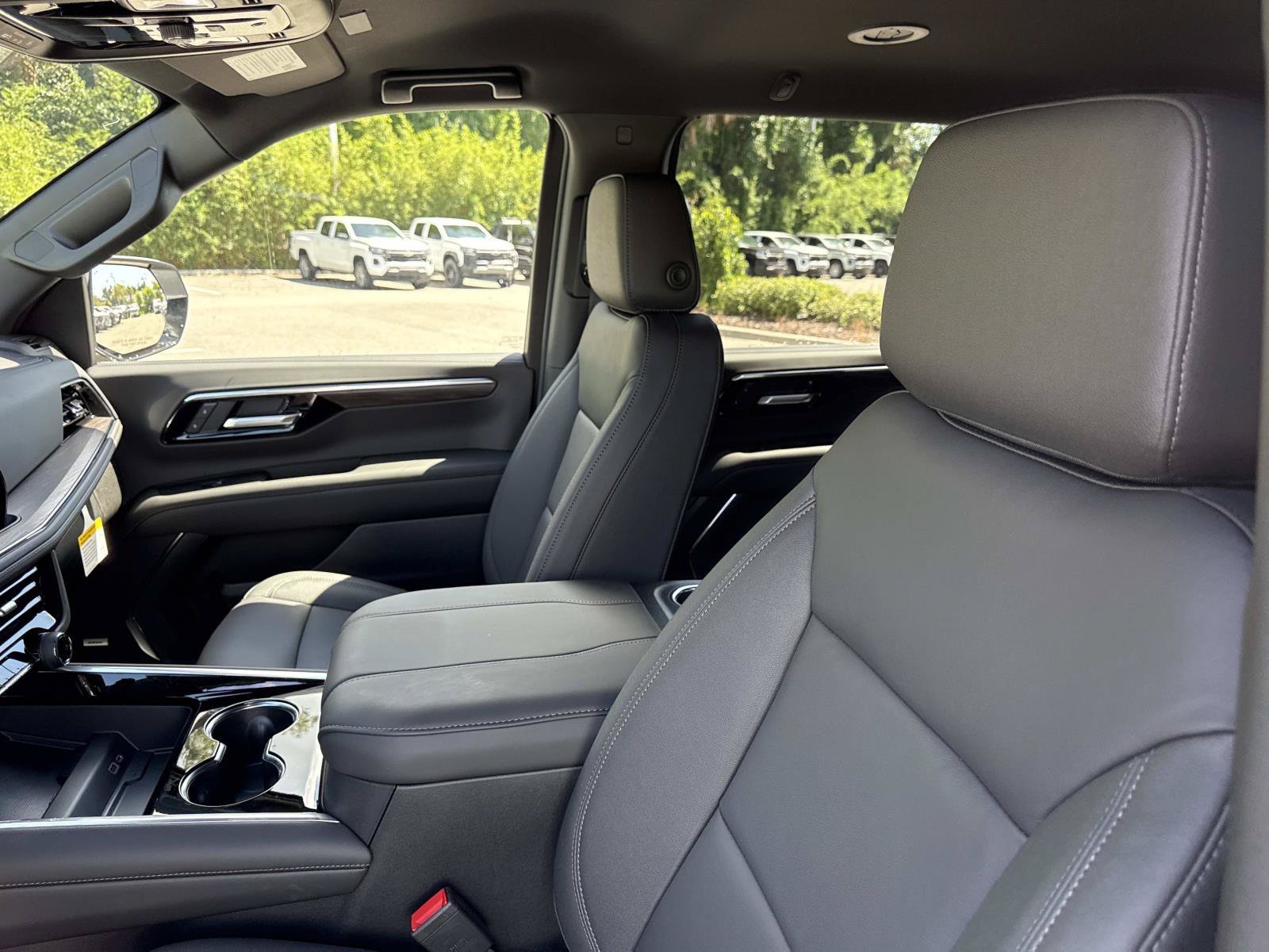 New 2026 Summit White Chevrolet LT image 21