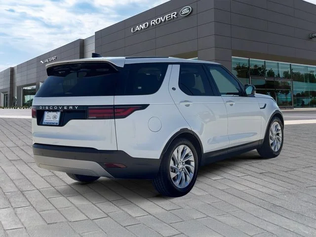 Used 2025  Land Rover S image 6