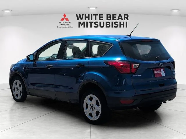 Used 2019 Blue Ford S image 4