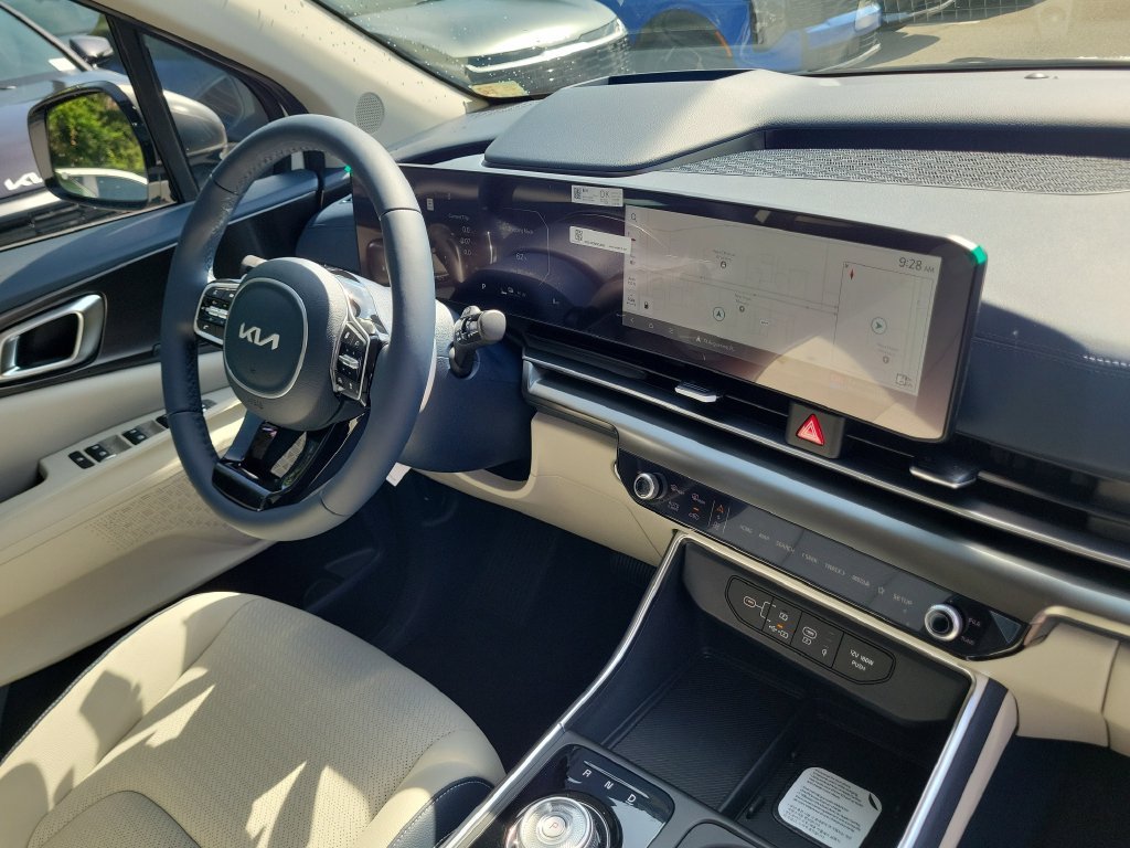 New 2026 Snow White Pearl Kia SX Prestige image 8
