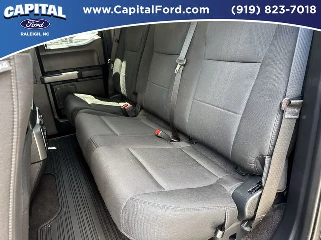 Used 2020 Black Ford XLT image 18