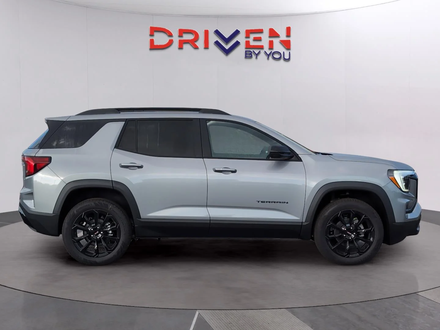 New 2026 Sterling Metallic GMC Elevation image 5