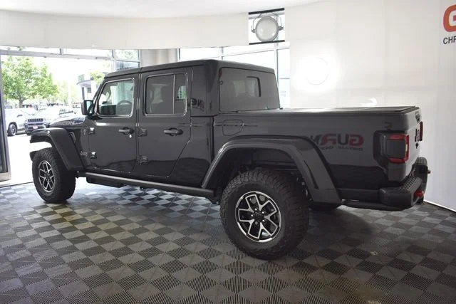 New 2026 Black Clear-Coat Exterior Paint Jeep Rubicon X image 3