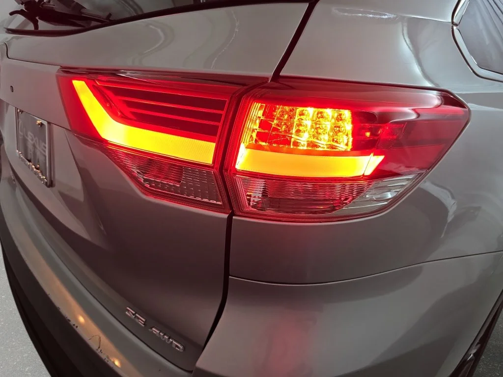 Used 2017 Silver Toyota SE image 33
