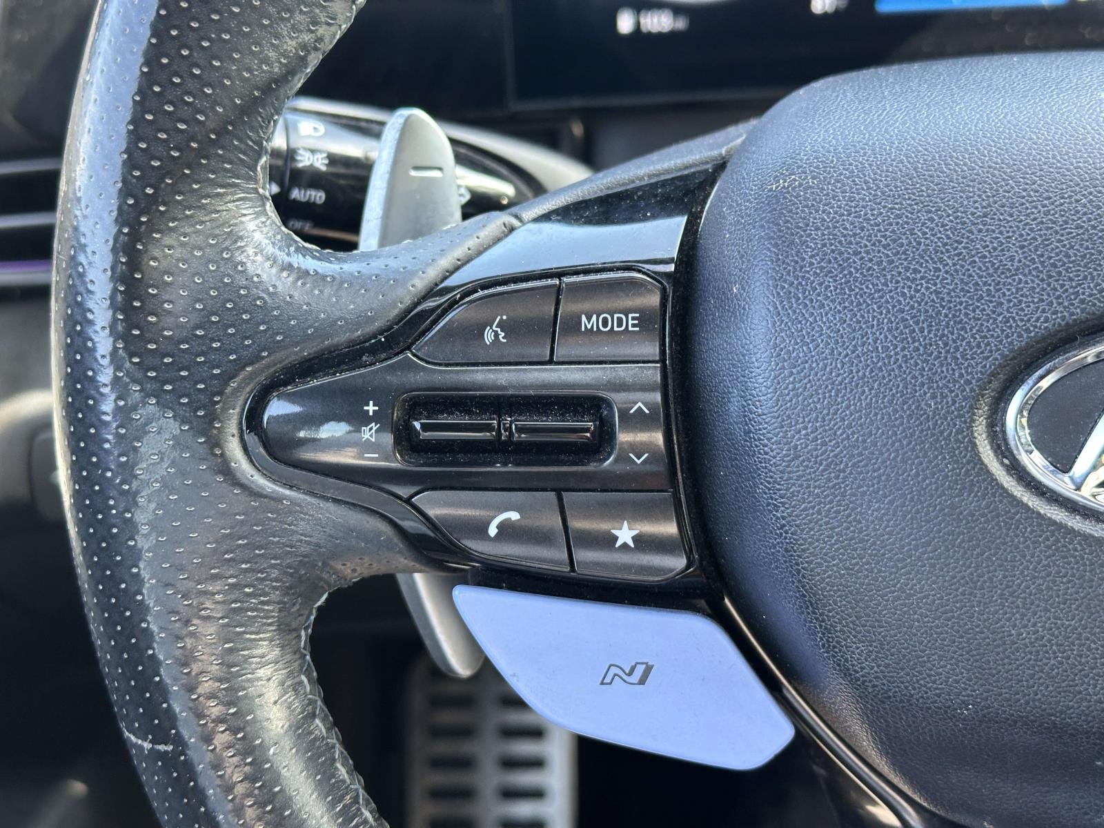 2023 Hyundai Elantra N - Photo 18