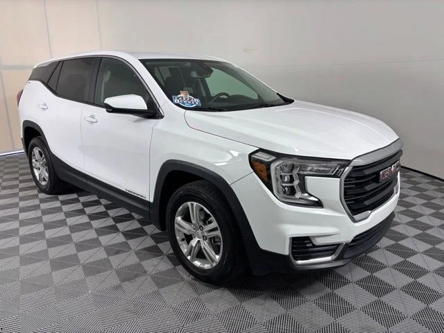 2024 GMC Terrain SLE AWD's photo