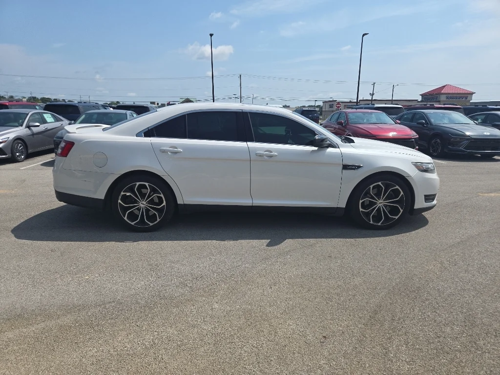 Used 2017 Ford Taurus SHO with VIN 1FAHP2KT9HG135195 for sale in Elizabethtown, KY