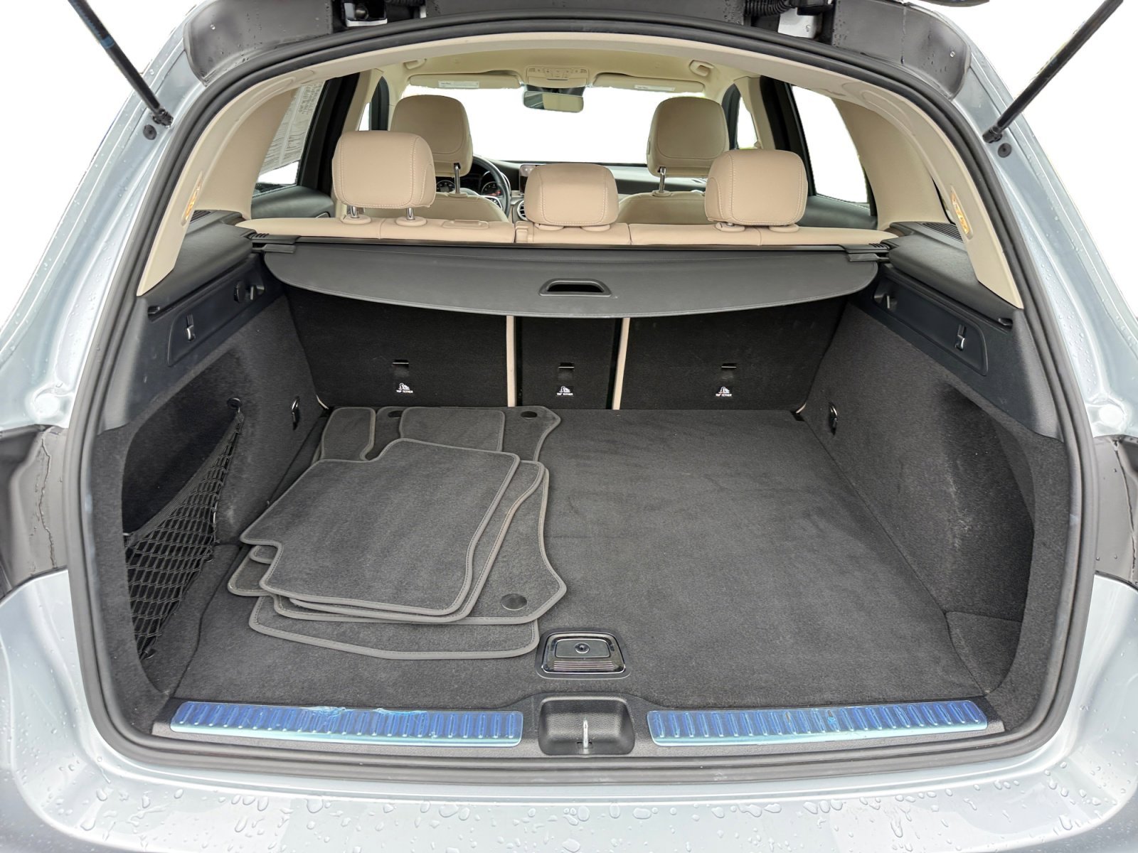 Used 2022 Cirrus Silver Metallic Mercedes-Benz GLC 300 image 17