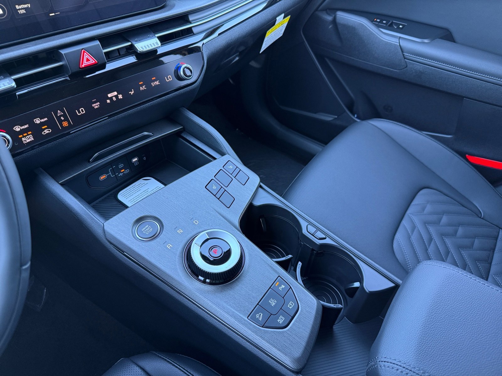 2026 Kia Sportage X-Line - Photo 13